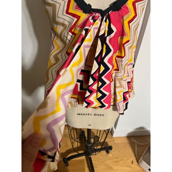 Diane Von Furstenberg MARLETTE Silk V Neck Blouse Chevron Print Size 0 - Picture 5 of 10